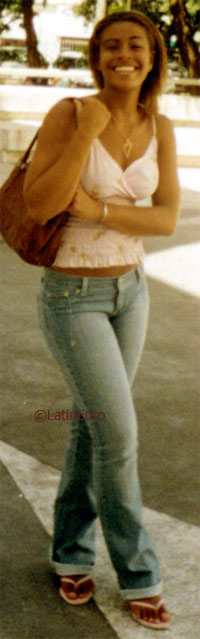 Date this hot Brazil girl Janaina from RECIFE B4033