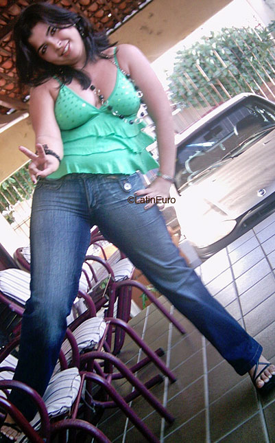 Date this beautiful Brazil girl Elaine from NATAL B5174