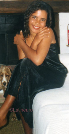 Date this athletic Brazil girl Diana from SALVADOR B5287