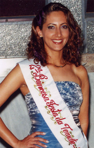 Date this beautiful Brazil girl Nilceia from  B5381