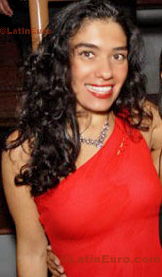 Date this georgeous Brazil girl Luciana from Sao Paulo B547