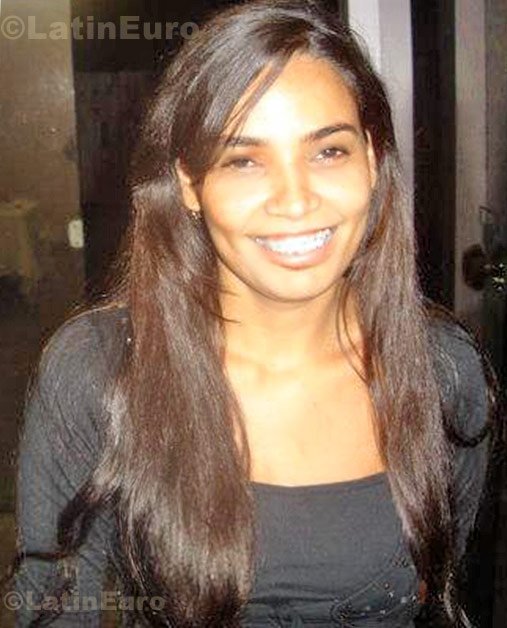 Date this beautiful Brazil girl Suh from Rio de Janeiro B549
