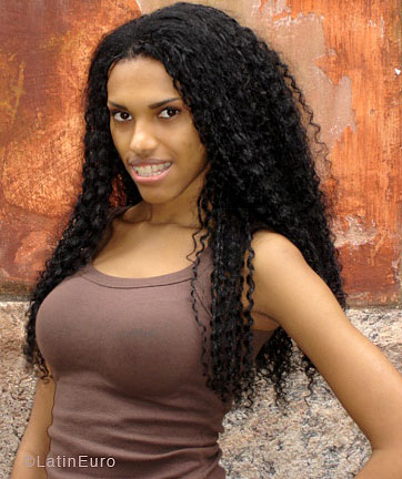 Date this good-looking Brazil girl Karina from  B5613