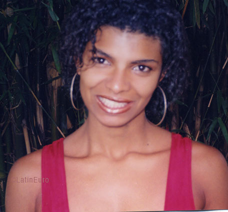 Date this cute Brazil girl Sandra from SAO PAULO B5679