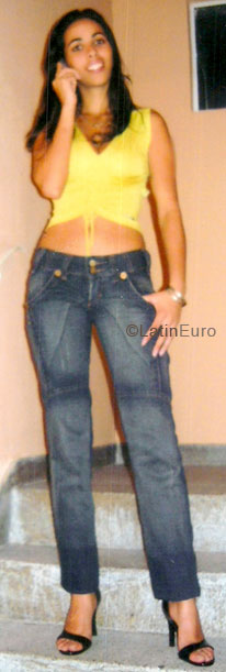 Date this hot Brazil girl Amanda from ITAIM B5949