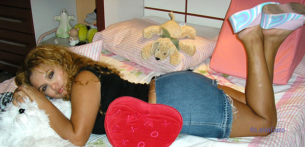 Date this happy Brazil girl Laena from FORTALEZA B5977