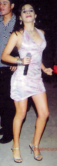 Date this fun Brazil girl Carla from ITABUNA B5993