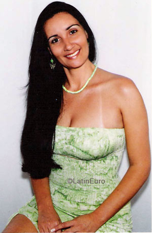 Date this hot Brazil girl Leia from BELFORD ROXO B6032