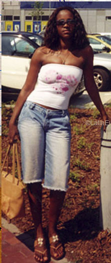 Date this voluptuous Brazil girl Cristiane from RIO DE JANEIRO B6086