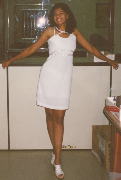 Date this fun Brazil girl Juslimar from PETROLINA B6101