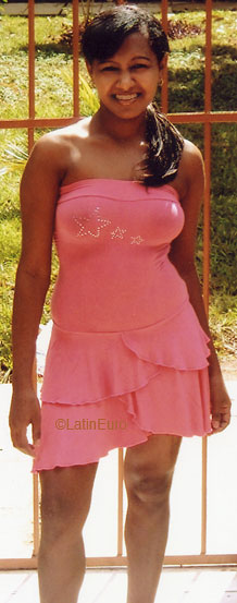 Date this hard body Brazil girl Benedita from BRASILIA B6203