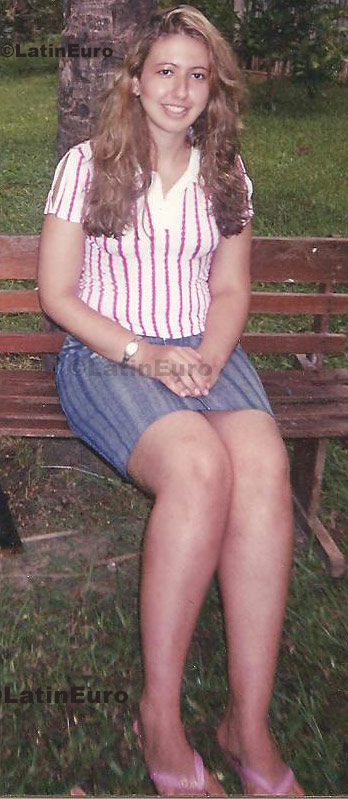 Date this athletic Brazil girl Priscila from Saquarema B631