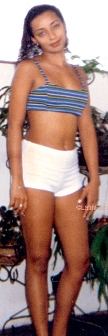 Date this good-looking Brazil girl Flavia from GOIANIA B6332