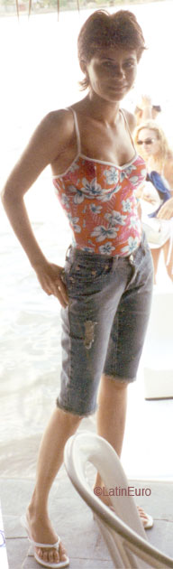 Date this cute Brazil girl Tereza from BRASILIA B6345