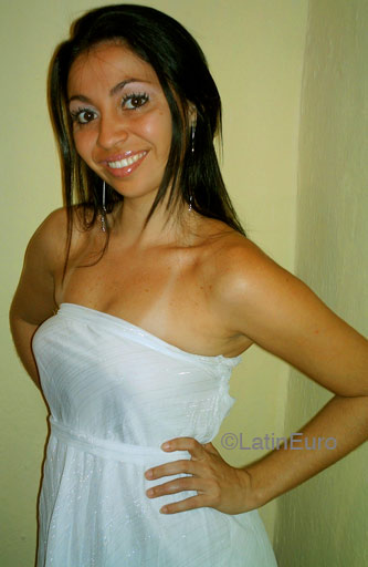 Date this foxy Brazil girl Neide from ITOBI B6410