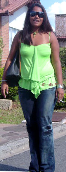 Date this hot Brazil girl Camila from  B6431