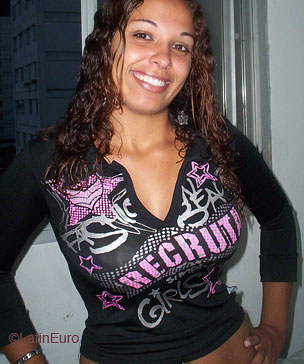 Date this gorgeous Brazil girl Camila from SANTOS B6473