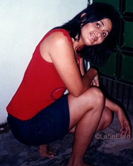 Date this cute Brazil girl Laudiceia from SAO PAULO B6517