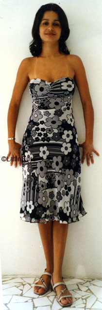 Date this nice looking Brazil girl Edelvira from SAO PAULO B6525