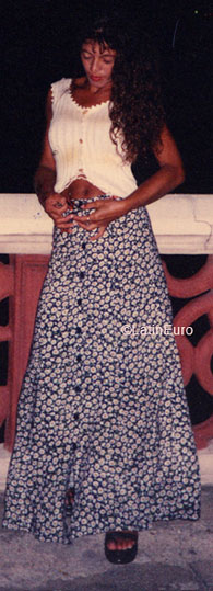 Date this funny Brazil girl Selma from RECIFE B6573