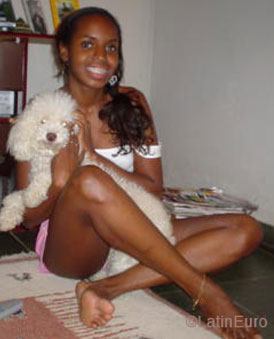 Date this sultry Brazil girl Luciene from  B6605