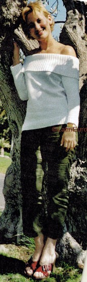 Date this exotic Brazil girl Claudia from  B6727