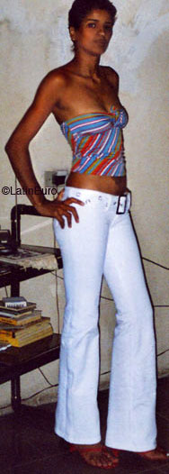 Date this georgeous Brazil girl Evanilde from BERTIOGA B6745