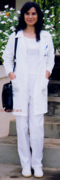 Date this happy Brazil girl Adriana from OSCAR BRESSANE B6845