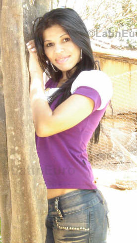 Date this happy Brazil girl Debora from Brasilia B693