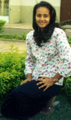 Date this sultry Brazil girl Marcia from CACERES B6961