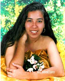 Date this happy Brazil girl Marianna from TERESOPOLIS B7037