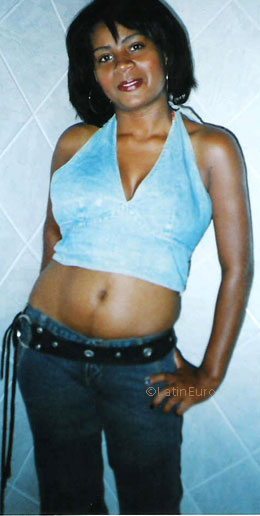 Date this nice looking Brazil girl Jane from RECIFE B7127