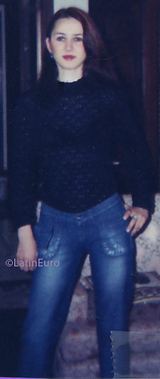 Date this delightful Brazil girl Renata from CURITIBA B7175