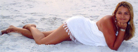 Date this cute Brazil girl Andreza from SAO PEDRO DA ALDEIA B7195