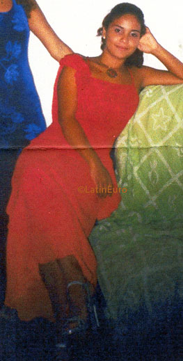 Date this beautiful Brazil girl Marcela from NATAL B7199