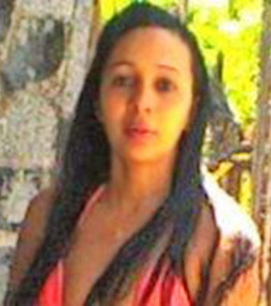 Date this funny Brazil girl Ozicleia from Bacabal B719