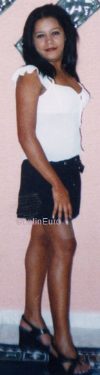 Date this attractive Brazil girl Simone from JABOATAO DOS GUARARAPES B7237