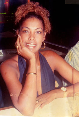 Date this cute Brazil girl Lola from RIO DE JANEIRO B7280