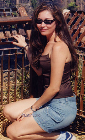 Date this foxy Brazil girl Marilde from COXIM B7356