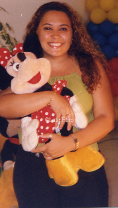 Date this attractive Brazil girl Eveline from SOBRAL B7401