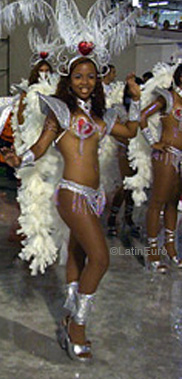 Date this delightful Brazil girl Ana from RIO DE JANEIRO B7485