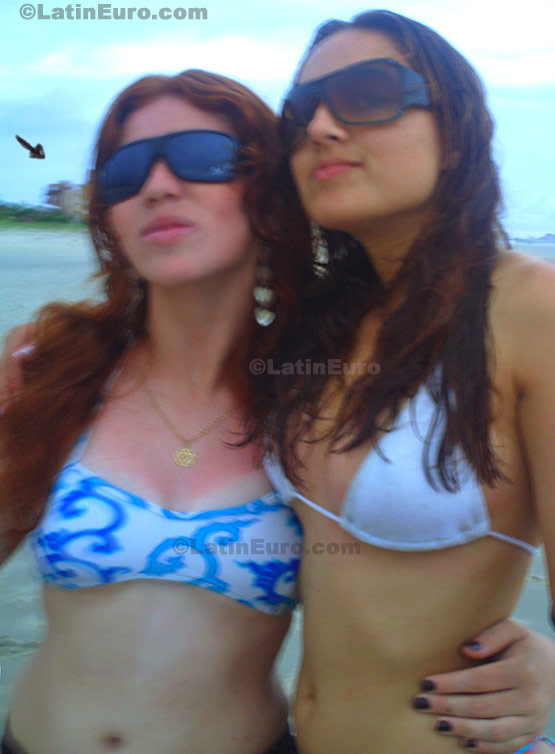 Date this good-looking Brazil girl Dayane from Cascavel B75