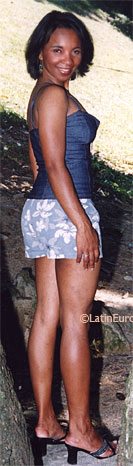 Date this attractive Brazil girl Idalice from RIO DE JANEIRO B7649