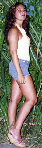 Date this voluptuous Brazil girl Jacimeire from  B7721