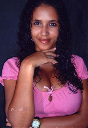 Date this attractive Brazil girl Luana from RECIFE B7809
