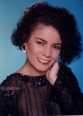 Date this hot Brazil girl Laisa from PORTO ALEGRE B7887