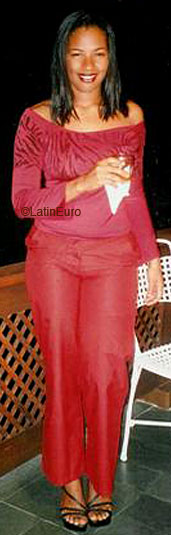 Date this pretty Brazil girl Carolina from  B7905