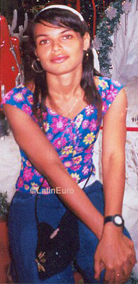 Date this exotic Brazil girl Viviane from SALVADOR B8040