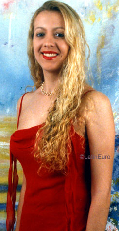 Date this happy Brazil girl Denise from PORTO ALEGRE B8137