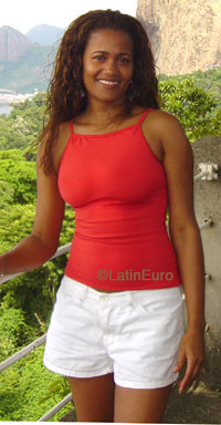 Date this voluptuous Brazil girl Rosangela from RIO DE JANEIRO B8183